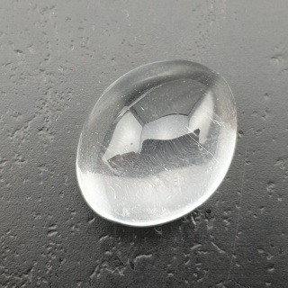 Kryształ górski kaboszon 20x16 mm nr 184