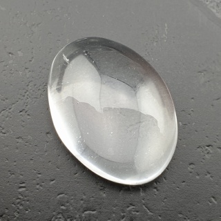 Kryształ górski kaboszon 23x17 mm nr 114