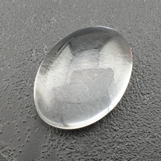 Kryształ górski kaboszon 24x18 mm nr 108