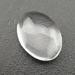 Kryształ górski kaboszon 24x18 mm nr 108
