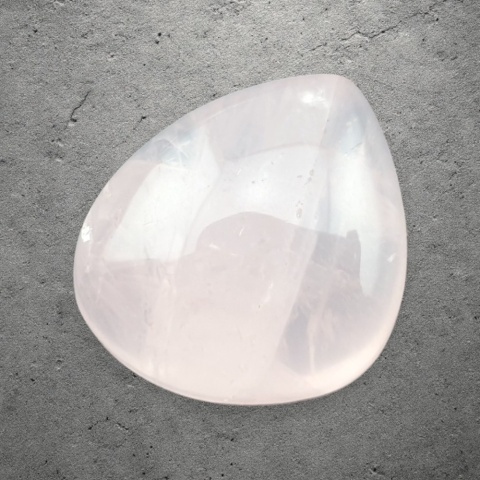 Kwarc różowy kaboszon 22x19 mm nr 227