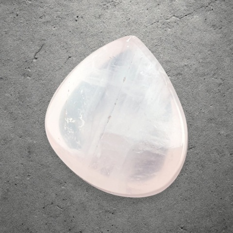 Kwarc różowy kaboszon 22x19 mm nr 227