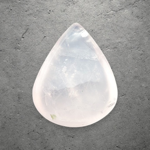 Kwarc różowy kaboszon 23x18 mm nr 223