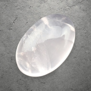 Kwarc różowy kaboszon 24x16 mm nr 280