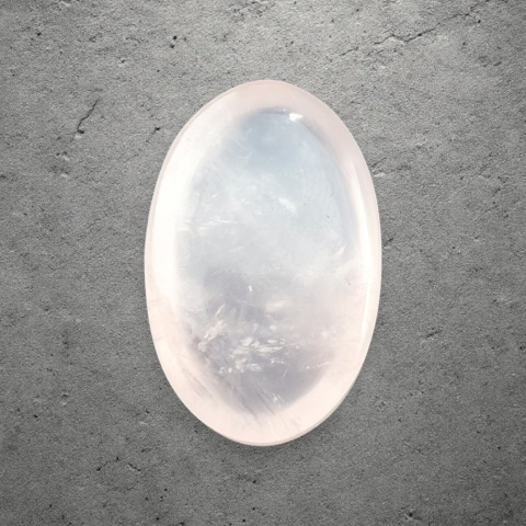 Kwarc różowy kaboszon 25x16 mm nr 199