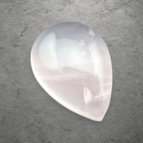 Kwarc różowy kaboszon 25x18 mm nr 220