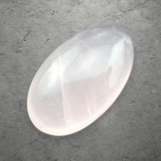 Kwarc różowy kaboszon 26x16 mm nr 212