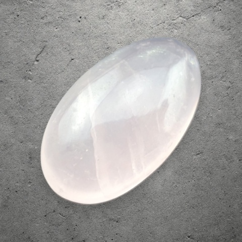 Kwarc różowy kaboszon 26x16 mm nr 212