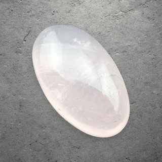 Kwarc różowy kaboszon 26x16 mm nr 212