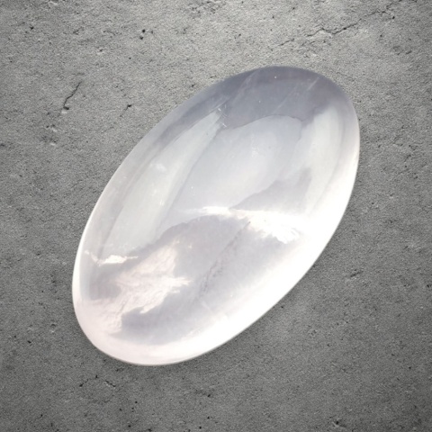 Rose quartz cabochon 26x16 mm no 233