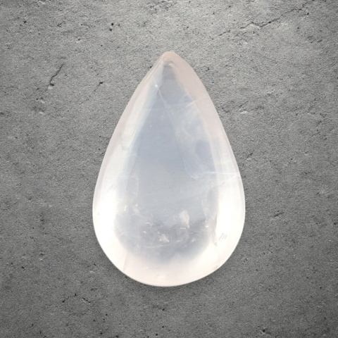Rose quartz cabochon 26x16 mm no 253