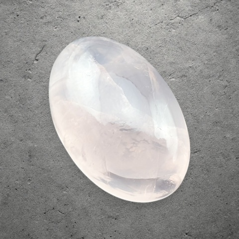 Kwarc różowy kaboszon 26x17 mm nr 193