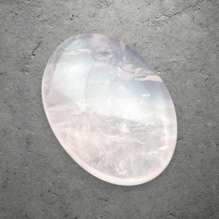 Kwarc różowy kaboszon 26x19 mm nr 228