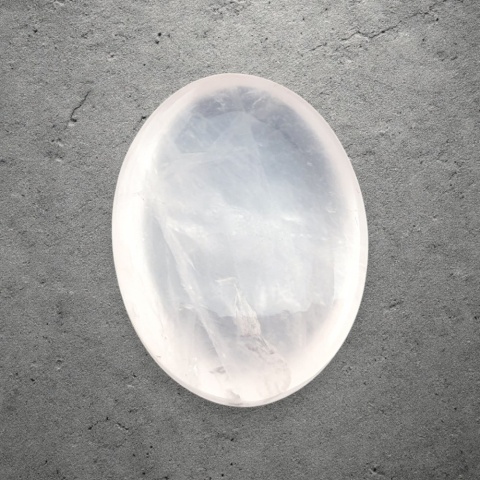 Kwarc różowy kaboszon 26x19 mm nr 277