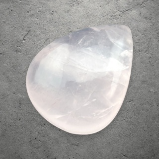 Kwarc różowy kaboszon 26x20 mm nr 219