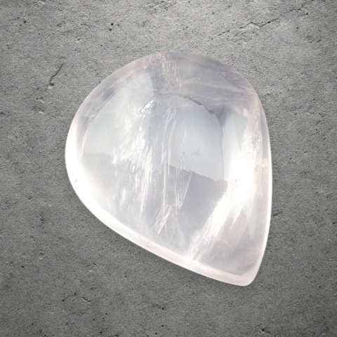 Rose quartz cabochon 26x21 mm no 246