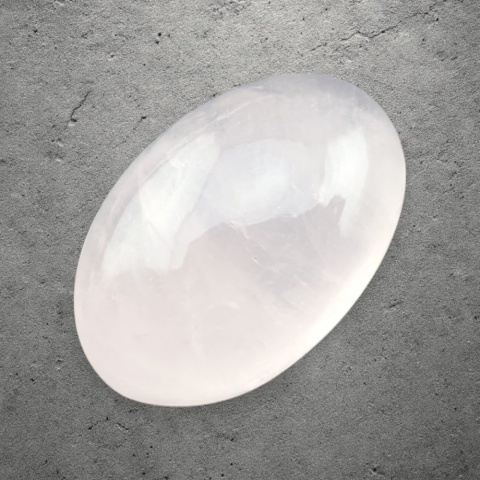 Rose quartz cabochon 27x18 mm no 205