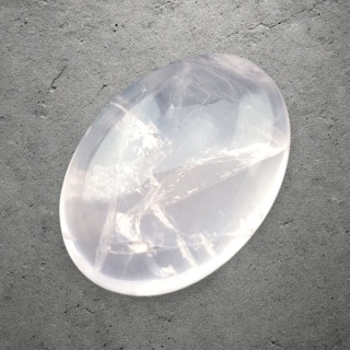 Kwarc różowy kaboszon 27x19 mm nr 190