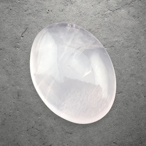 Kwarc różowy kaboszon 27x20 mm nr 177