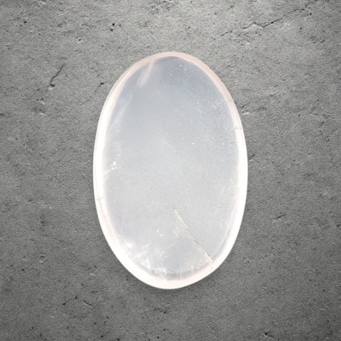 Kwarc różowy kaboszon 29x18 mm nr 231