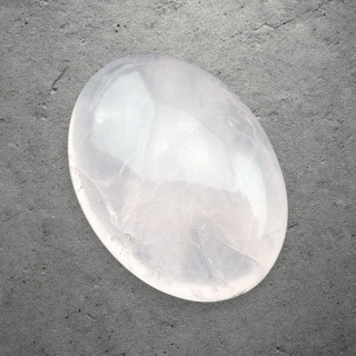 Kwarc różowy kaboszon 29x21 mm nr 185