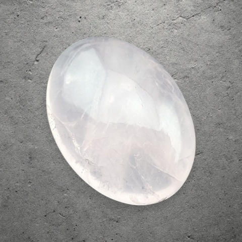 Kwarc różowy kaboszon 29x21 mm nr 185