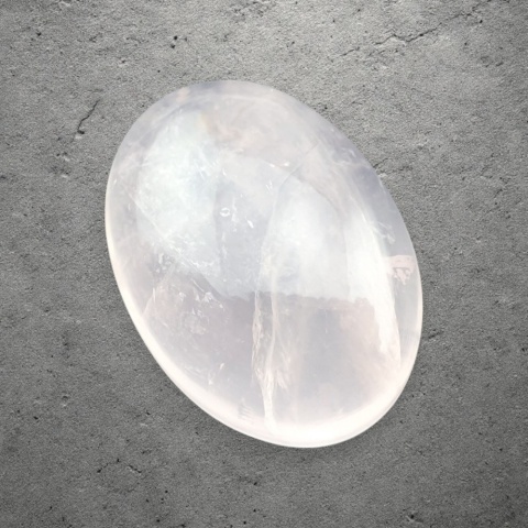 Kwarc różowy kaboszon 29x21 mm nr 191