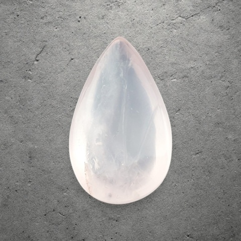 Kwarc różowy kaboszon 30x17 mm nr 180