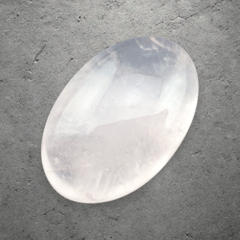 Kwarc różowy kaboszon 30x19 mm nr 229