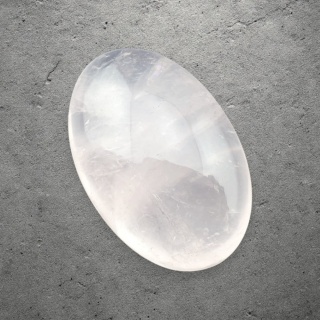 Kwarc różowy kaboszon 30x19 mm nr 229