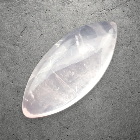 Rose quartz cabochon 31x14 mm no 249