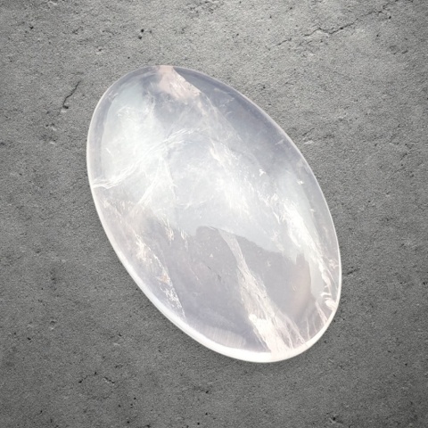 Rose quartz cabochon 31x19 mm no 237