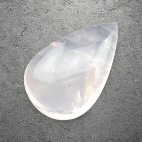 Rose quartz cabochon 31x20 mm no 214