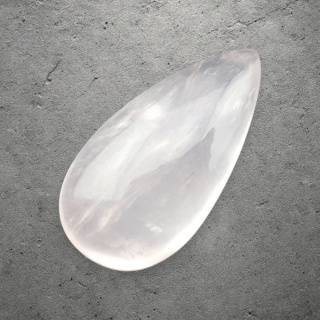 Kwarc różowy kaboszon 33x17 mm nr 241