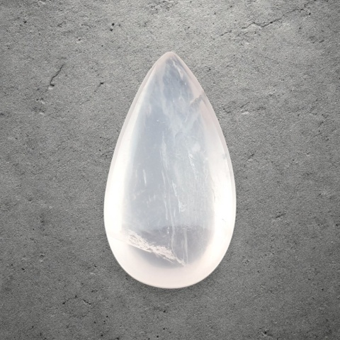 Kwarc różowy kaboszon 33x17 mm nr 241