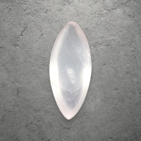 Kwarc różowy kaboszon 34x14 mm nr 259