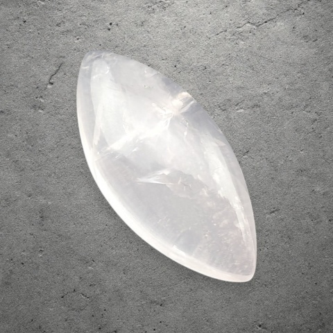 Rose quartz cabochon 34x16 mm no 254