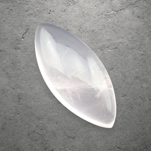 Kwarc różowy kaboszon 35x16 mm nr 232