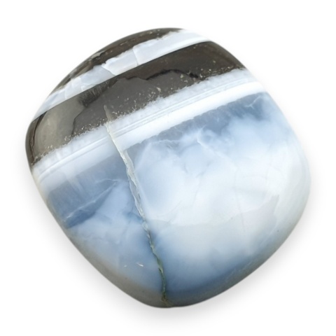 Opal niebieski kaboszon 22x20 mm nr 411