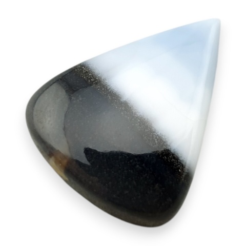 Opal niebieski kaboszon 28x23 mm nr 353