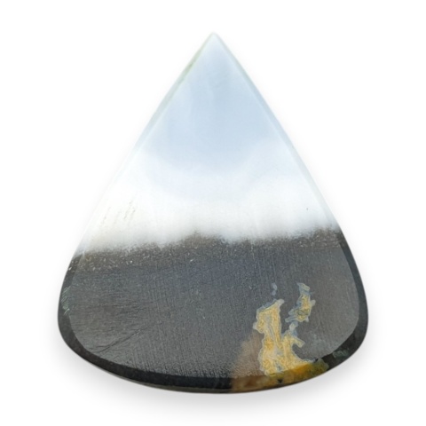 Opal niebieski kaboszon 28x23 mm nr 353