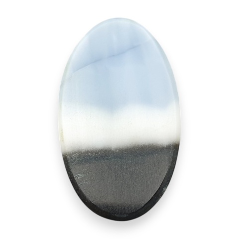 Opal niebieski kaboszon 30x18 mm nr 421