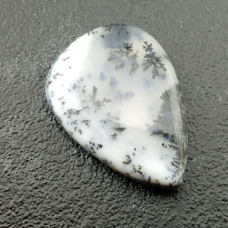 Dentritic agate cabochon 27x19 mm no 213