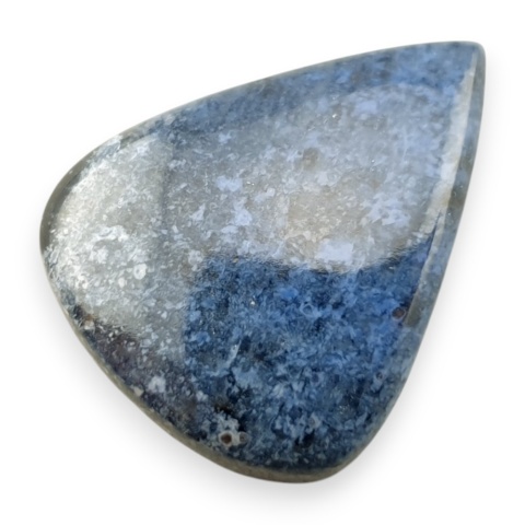 Dumortieryt kaboszon 26x21 mm nr 81