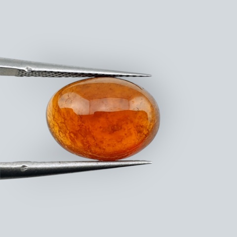 Granat Hessonit kaboszon 12x9 mm nr 105