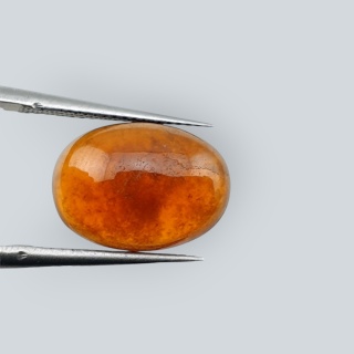 Granat Hessonit kaboszon 13x10 mm nr 129