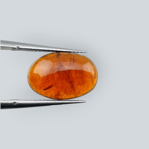 Granat Hessonit kaboszon 13x9 mm nr 228