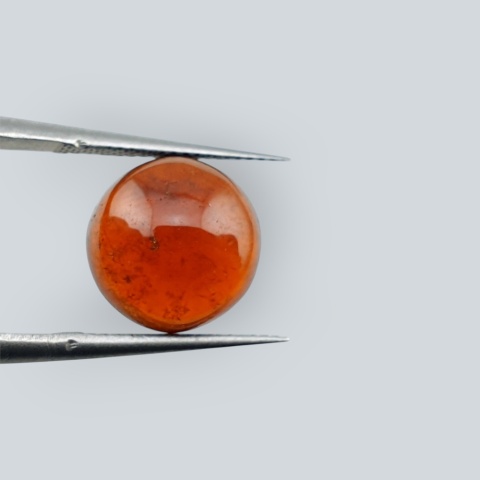 Hessonite garnet cabochon fi 11 mm no 150