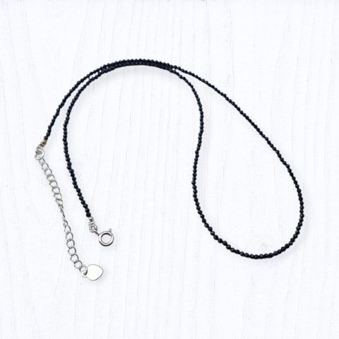 Onyks fasetowany 2 mm naszyjnik srebro 925 1 szt.