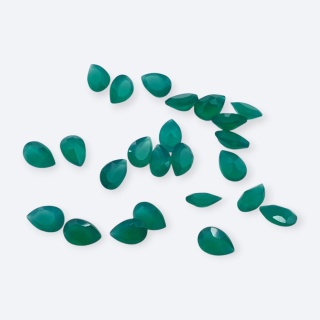 Green onyx faceted teardrop 6x4 mm 1 pc